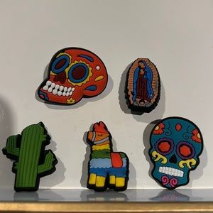 Five new Croc charms available for purchase 😎. Don’t miss out.